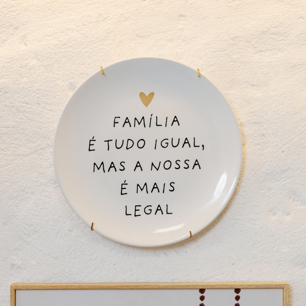 Prato Decorativo Família em Cerâmica com Coração Dourado - 21cm