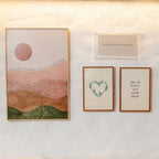 Quadro Decorativo Coração 20x30 cm em Moldura Madeira e Vidro