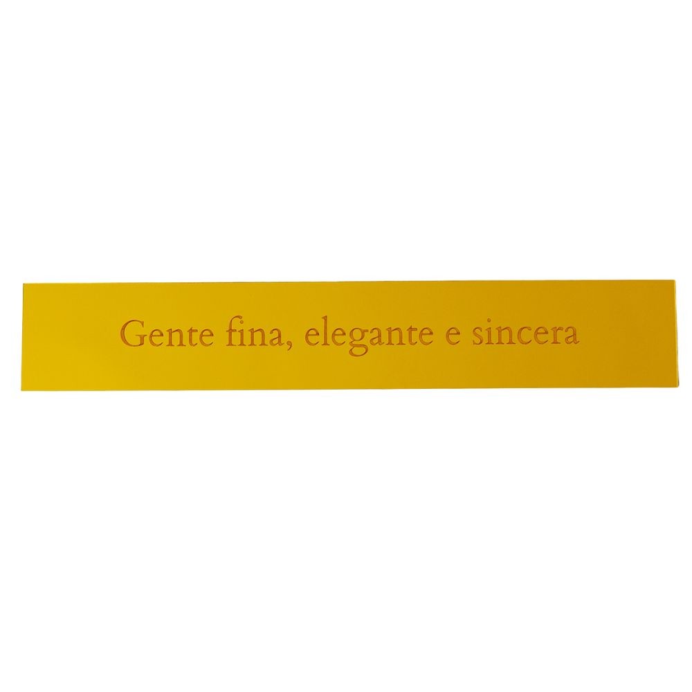 Placa Acrílico Dourada Gente Fina 33x5 cm para Inspirar Leveza