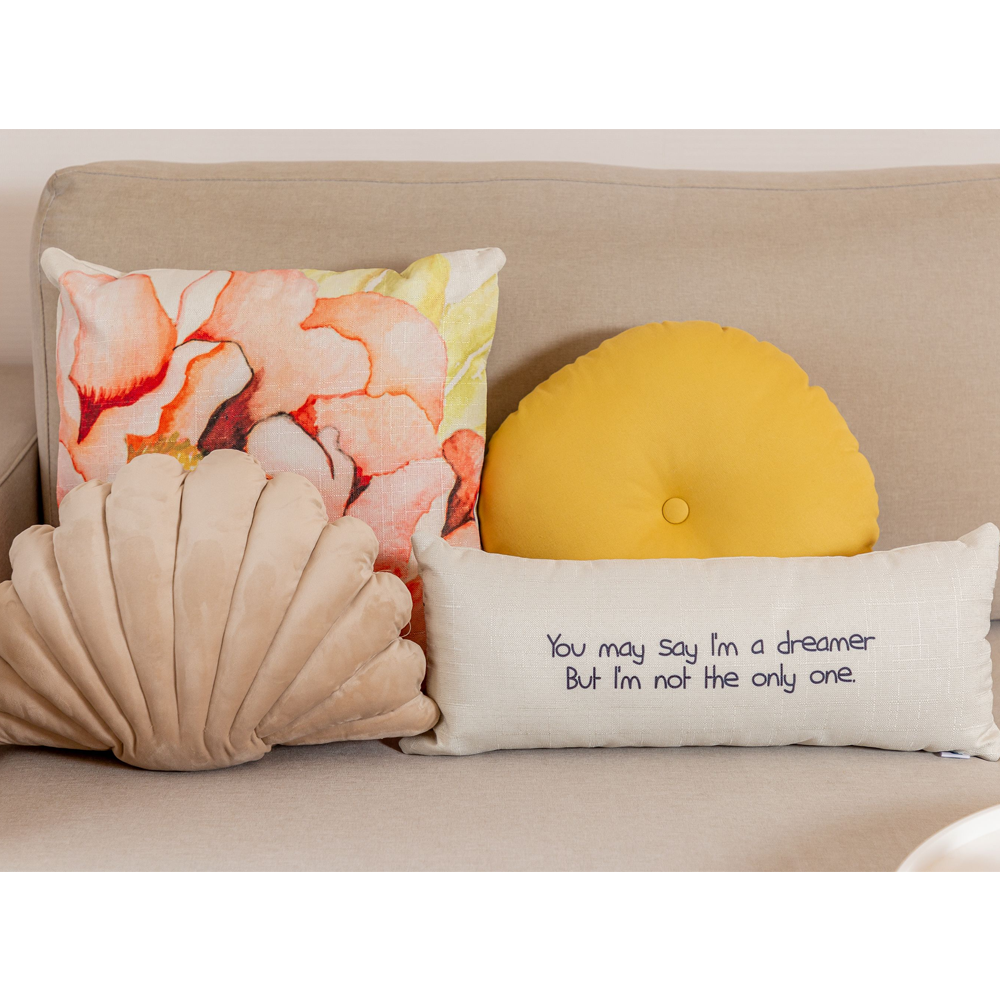 Almofada Decorativa em Forma de Concha Bege com Enchimento 26 x 40cm