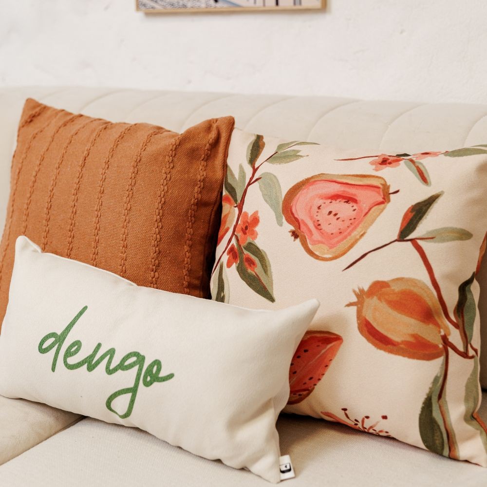 Almofada Decorativa Texturizada Caramelo 45x45 cm com Enchimento