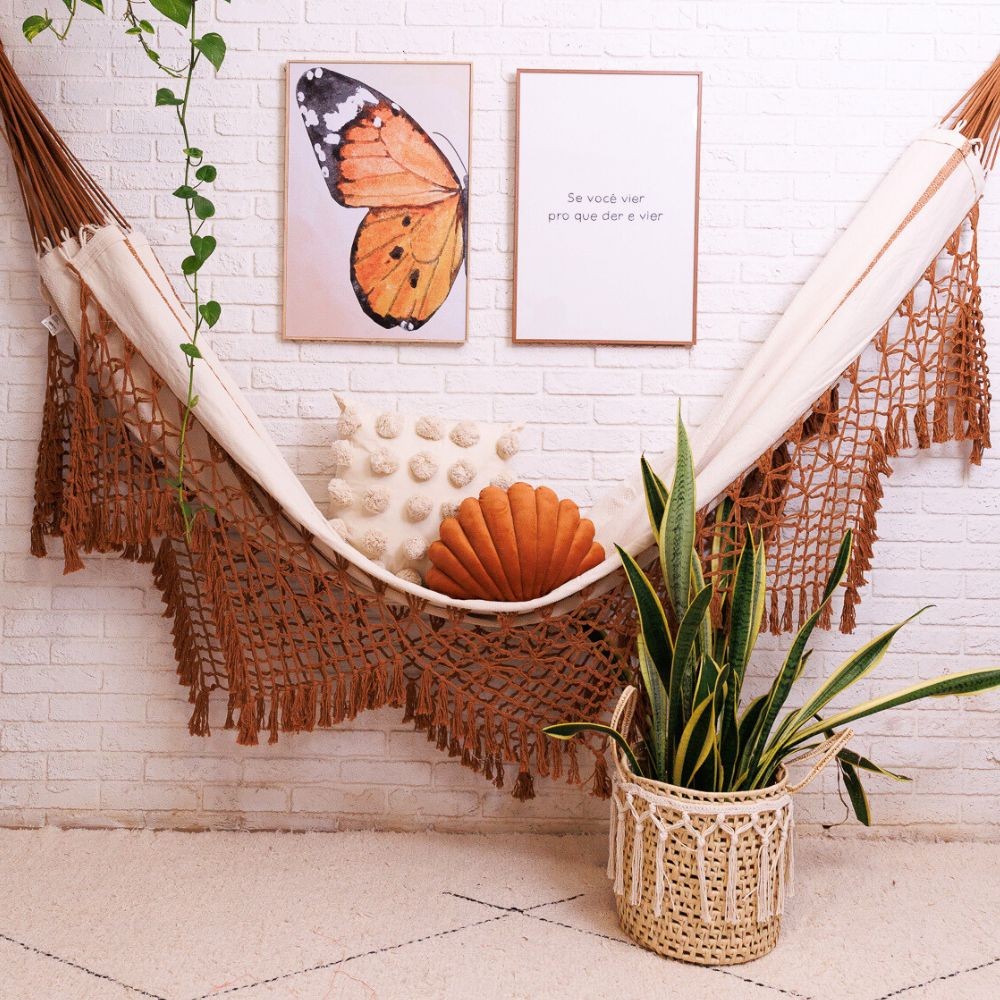 Rede de Descanso Bossa Off White e Caramelo Com Macramê