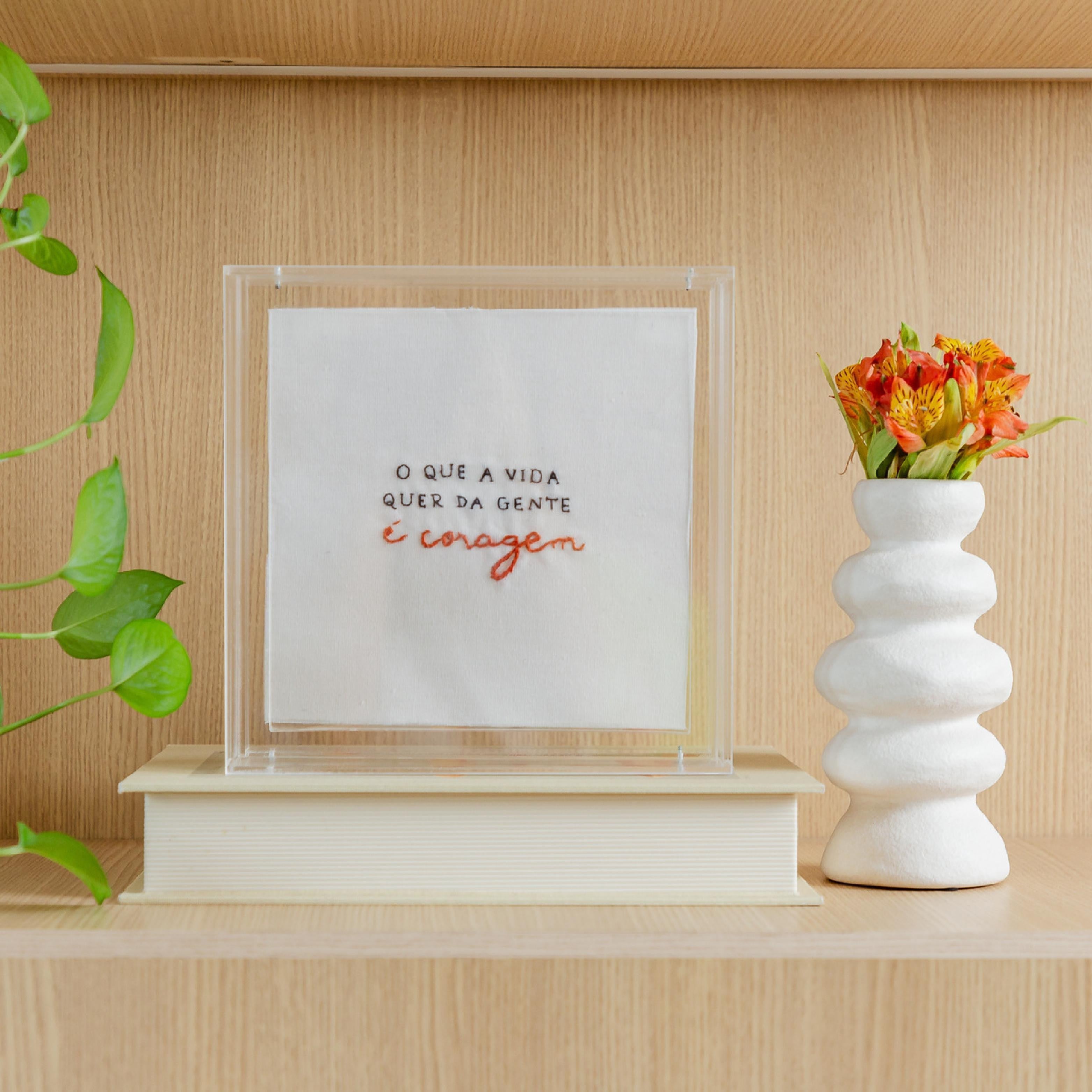 Acrílico Decorativo Coragem
