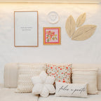Almofada Baguete off-white com Frase Feliz e Ponto Enchimento 52 x 24 cm