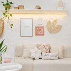 Almofada Baguete off-white com Frase Feliz e Ponto Enchimento 52 x 24 cm
