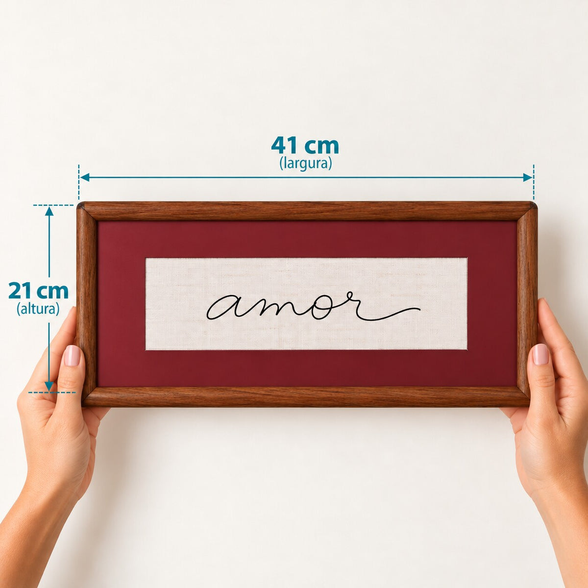 Quadro Decorativo Bordado à Mão Amor 21x41 cm com Paspatur Vinho e Moldura de Madeira